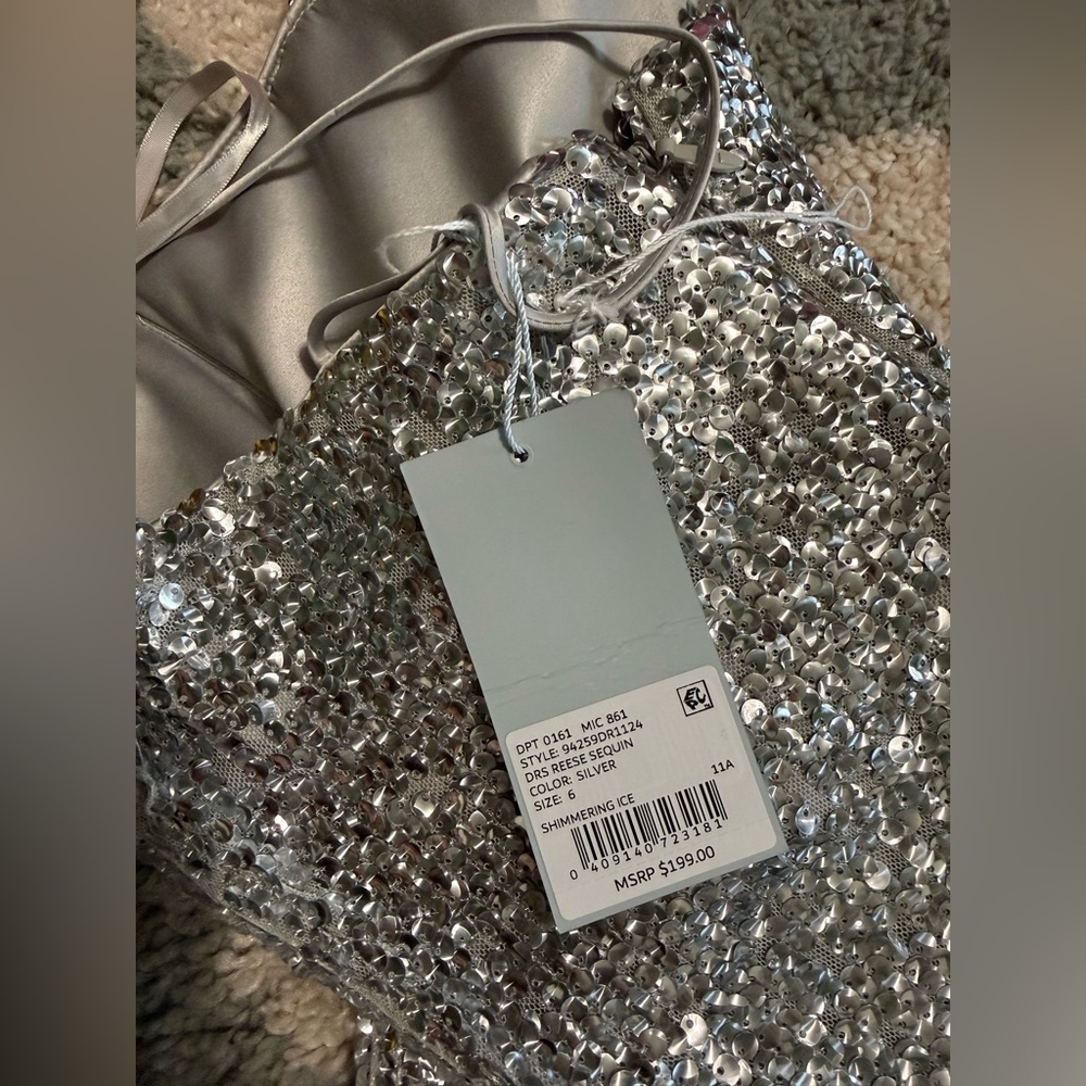 ANTONIO MELANI NWT NEW Silver Reese Sequin Maxi Gown Dress Event Formal Size 6 - Picture 11 of 11